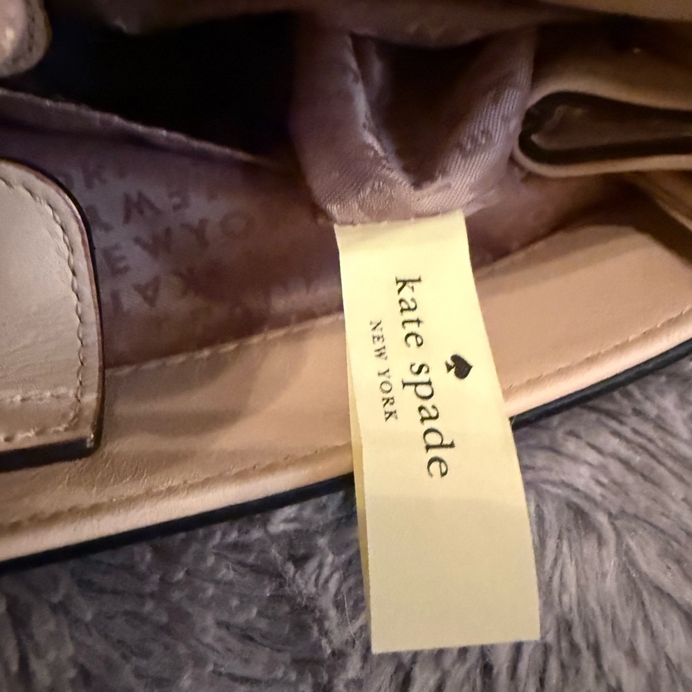 Kate Spade Cream Crossbody Bag - Picture 4 of 13